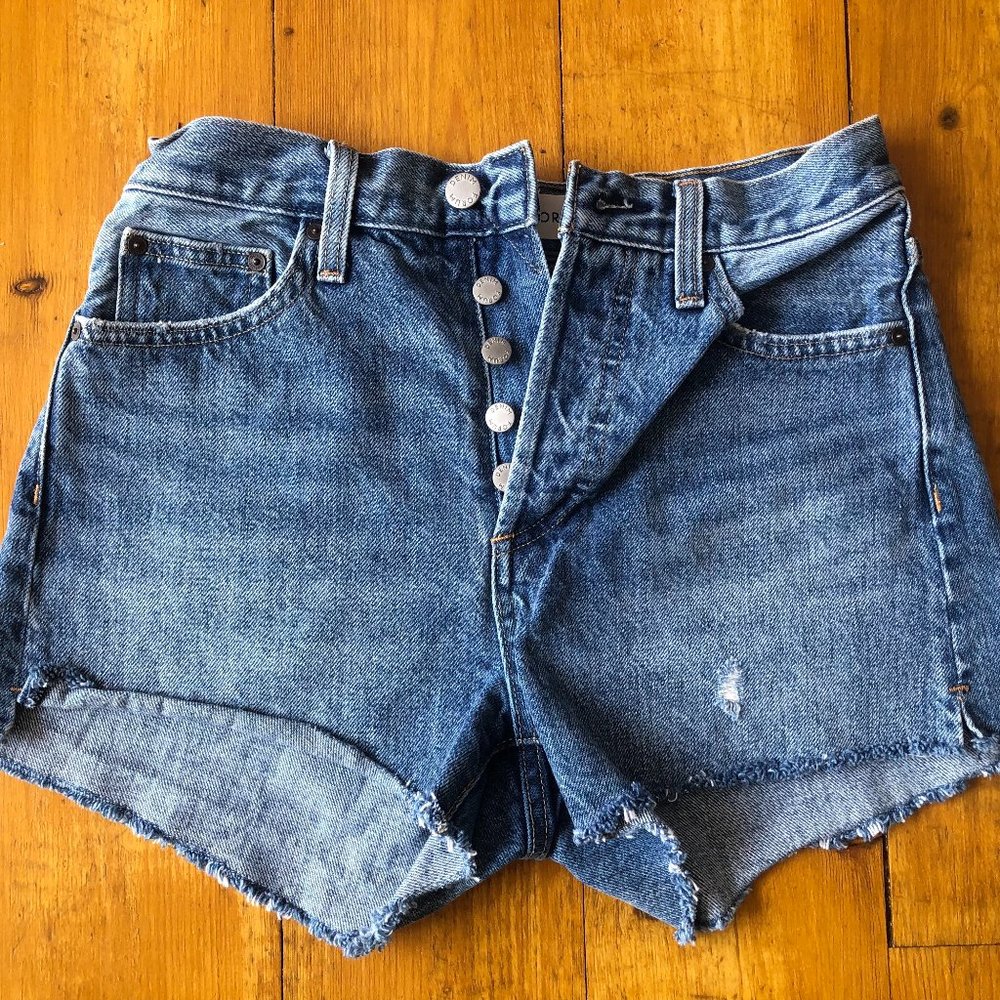 Aritiza Denim Forum Yoko High Rise Short Size 25